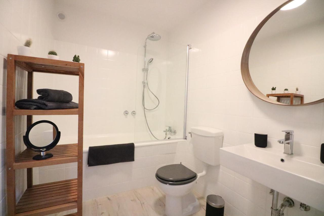 Appartement Im Zentrum Von Langenhagen Mit Netflix Und Tiefgarage Hannover Esterno foto