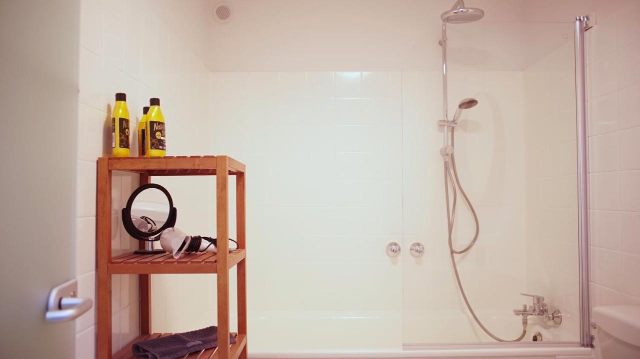 Appartement Im Zentrum Von Langenhagen Mit Netflix Und Tiefgarage Hannover Esterno foto