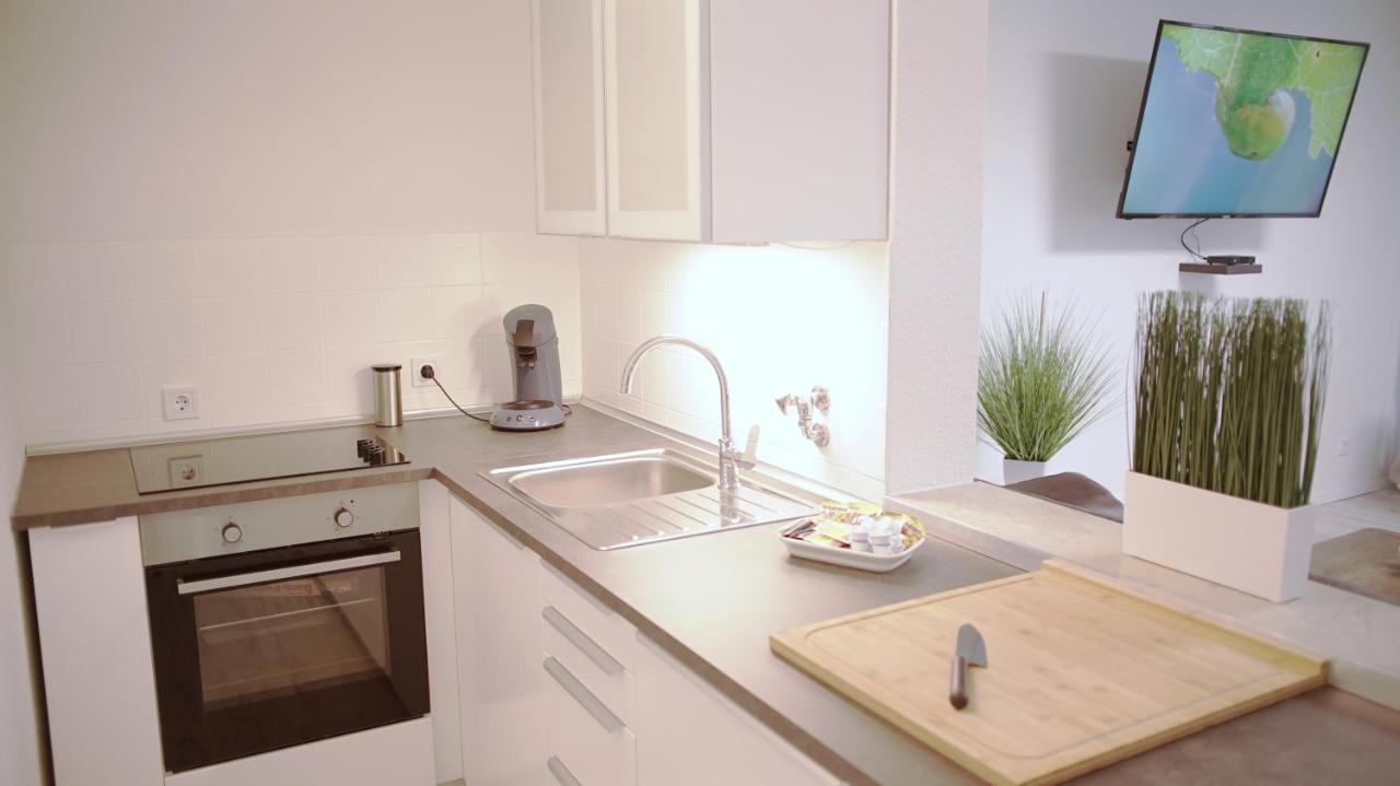 Appartement Im Zentrum Von Langenhagen Mit Netflix Und Tiefgarage Hannover Esterno foto
